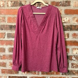 T30 - Women's V-Neck Long Sleeve Top - Burgundy